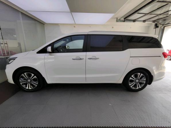 Kia Carnival III с пробегом 2019 года, цена 2 910 000 рублей, 103580 км, минивэн, Автокод Объявления