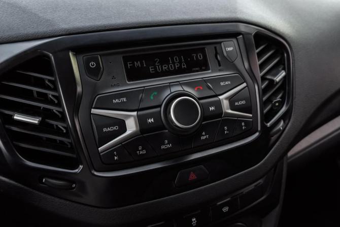 Lada (ВАЗ) Vesta I с пробегом 2019 года, цена 899 000 рублей, 94764 км, универсал, Автокод Объявления