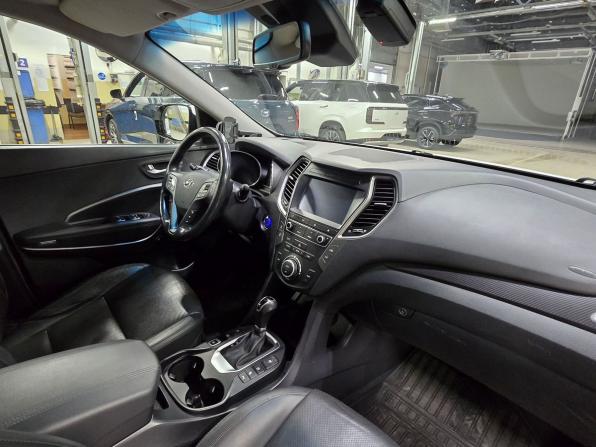 Hyundai Santa Fe III Рестайлинг с пробегом 2017 года, цена 2 295 000 рублей, 122771 км, внедорожник, Автокод Объявления