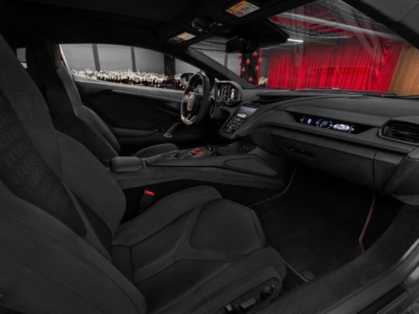 Lamborghini Revuelto с пробегом 2025 года, цена 84 000 000 рублей, 605 км, купе, Автокод Объявления