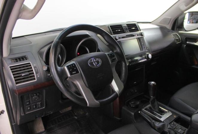 Toyota Land Cruiser Prado 150 Series Рестайлинг 1 с пробегом 2016 года, цена 3 800 000 рублей, 159585 км, внедорожник, Автокод Объявления
