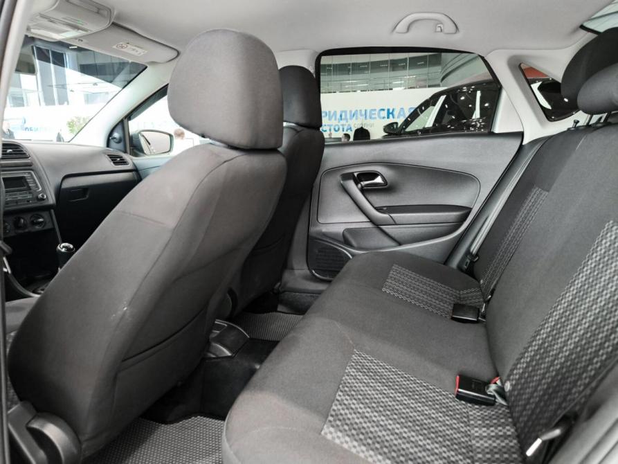 Volkswagen Polo V Рестайлинг Казань  - изображение 15