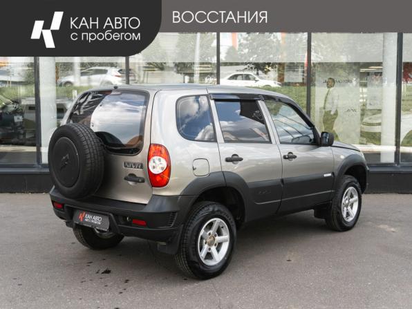 Chevrolet Niva I Рестайлинг с пробегом 2011 года, цена 382 400 рублей, 196037 км, внедорожник, Автокод Объявления