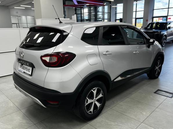Renault Kaptur I с пробегом 2019 года, цена 1 550 000 рублей, 79000 км, внедорожник, Автокод Объявления