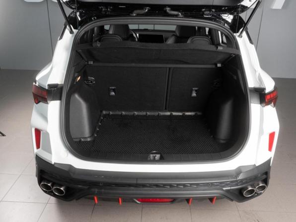 Geely Coolray I Рестайлинг с пробегом 2024 года, цена 2 149 000 рублей, 28937 км, внедорожник, Автокод Объявления