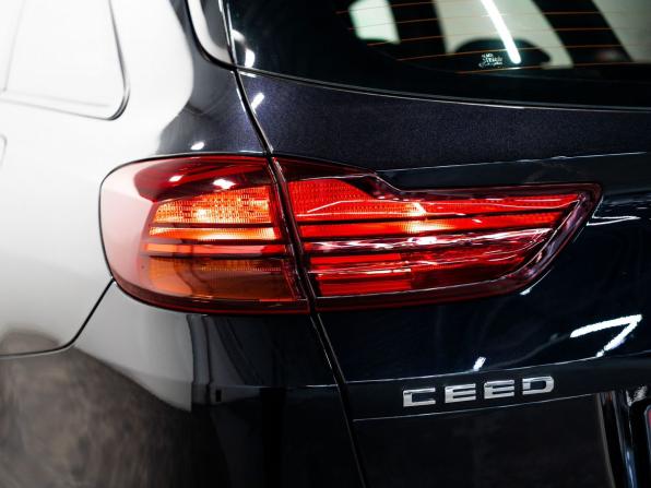 Kia Ceed III с пробегом 2019 года, цена 1 300 000 рублей, 114800 км, универсал, Автокод Объявления