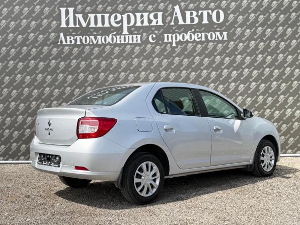 Renault Logan II с пробегом 2017 года, цена 840 000 рублей, 132000 км, седан, Автокод Объявления