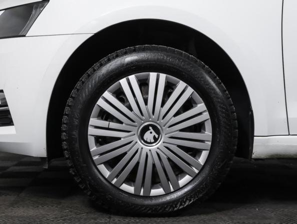 Skoda Octavia III (A7) Рестайлинг с пробегом 2020 года, цена 1 941 000 рублей, 40000 км, лифтбек, Автокод Объявления