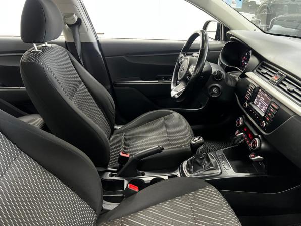 Kia Rio IV с пробегом 2017 года, цена 1 040 000 рублей, 229610 км, седан, Автокод Объявления