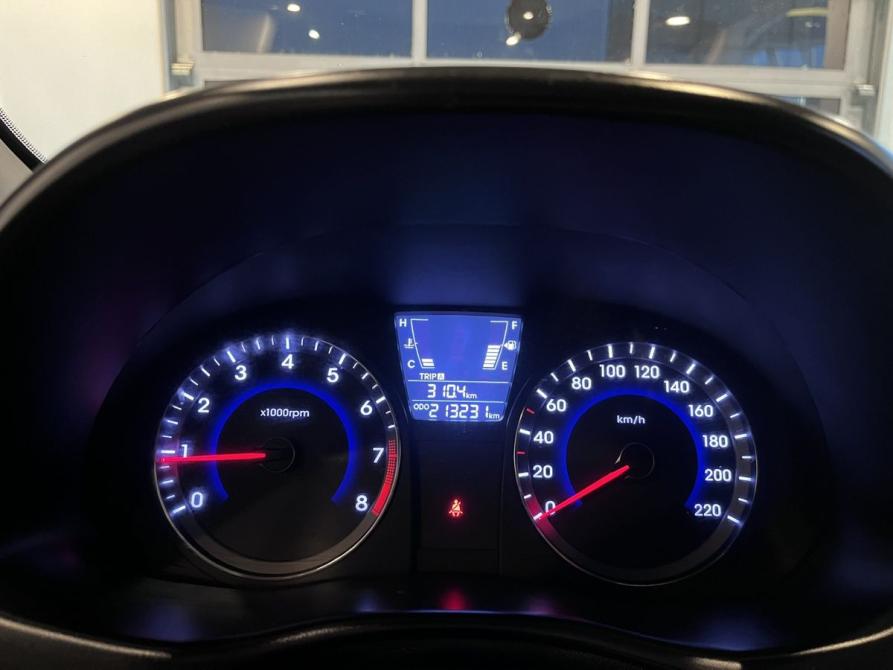 Hyundai Solaris I Чебоксары  - изображение 11