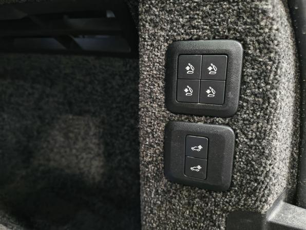 Land Rover Range Rover IV Рестайлинг с пробегом 2019 года, цена 7 450 000 рублей, 94224 км, внедорожник, Автокод Объявления