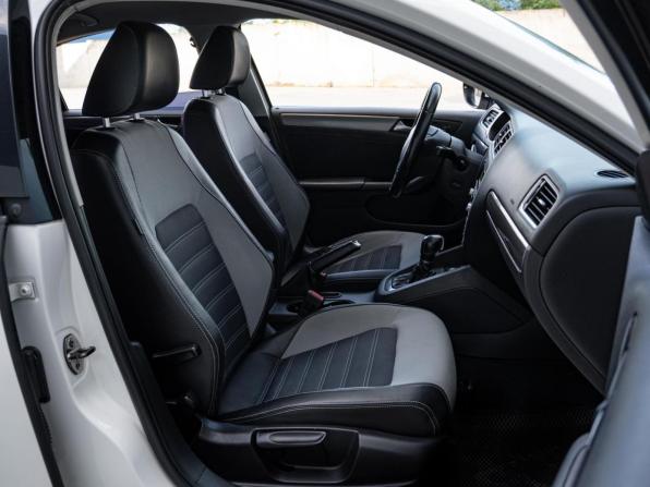 Volkswagen Jetta VI с пробегом 2012 года, цена 1 170 000 рублей, 204939 км, седан, Автокод Объявления