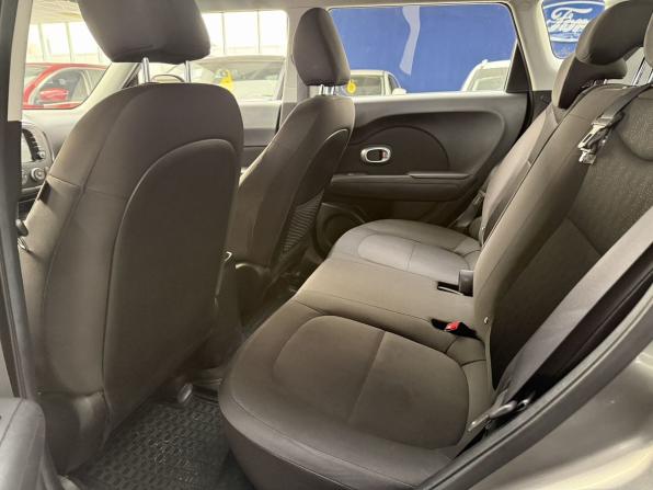 Kia Soul II Рестайлинг с пробегом 2018 года, цена 1 540 000 рублей, 80140 км, хэтчбек, Автокод Объявления