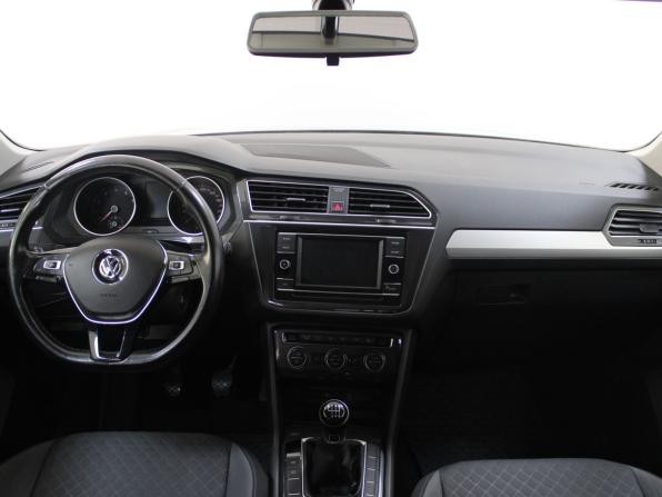 Volkswagen Tiguan II с пробегом 2018 года, цена 2 099 900 рублей, 98453 км, внедорожник, Автокод Объявления