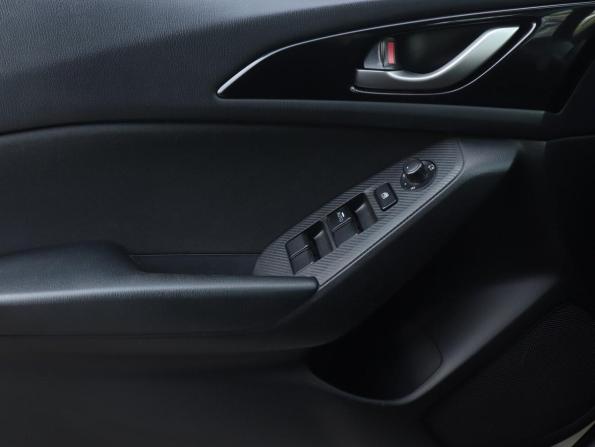 Mazda 3 III (BM) с пробегом 2014 года, цена 1 286 000 рублей, 126030 км, седан, Автокод Объявления