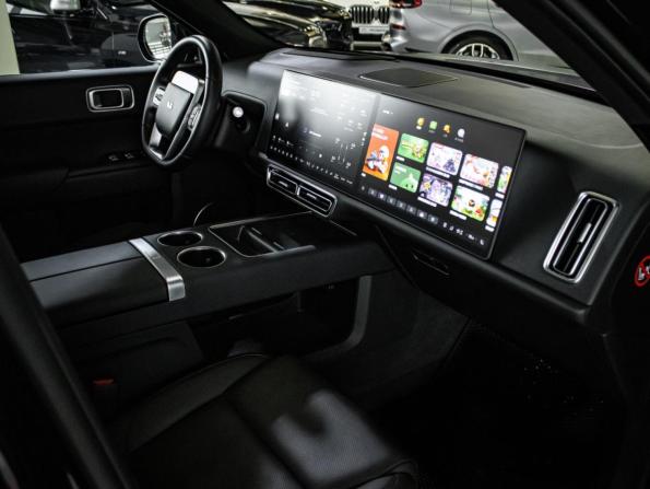 Li Auto (Lixiang) L9 I с пробегом 2023 года, цена 6 635 000 рублей, 57442 км, внедорожник, Автокод Объявления