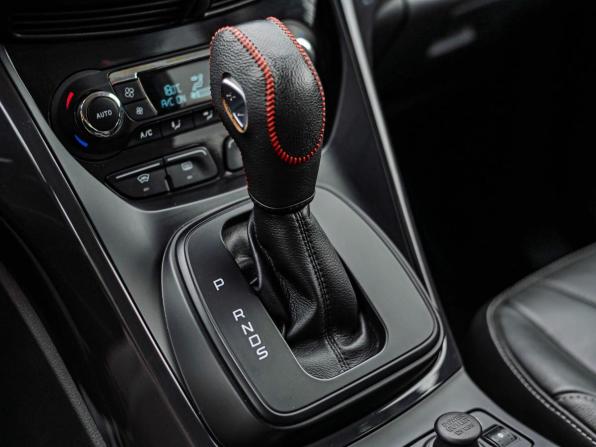 Ford Kuga II с пробегом 2015 года, цена 1 290 000 рублей, 170198 км, внедорожник, Автокод Объявления