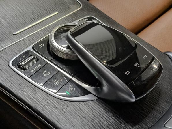 Mercedes-Benz C-Класс IV (W205) Рестайлинг с пробегом 2019 года, цена 3 150 000 рублей, 56053 км, седан, Автокод Объявления