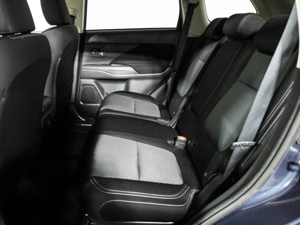 Mitsubishi Outlander III Рестайлинг 3 с пробегом 2018 года, цена 1 999 777 рублей, 75000 км, внедорожник, Автокод Объявления