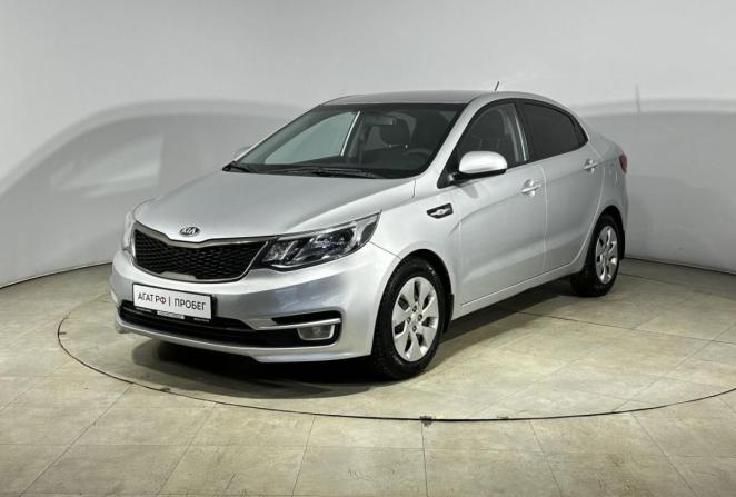Kia Rio III Рестайлинг с пробегом 2015 года, цена 860 000 рублей, 180428 км, седан, Автокод Объявления