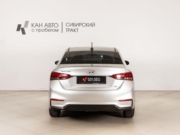 Hyundai Solaris II с пробегом 2018 года, цена 1 175 000 рублей, 176044 км, седан, Автокод Объявления