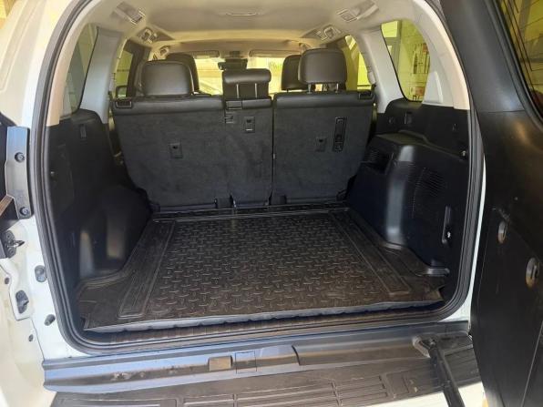 Toyota Land Cruiser Prado 150 Series Рестайлинг 3 с пробегом 2020 года, цена 6 050 000 рублей, 131000 км, внедорожник, Автокод Объявления