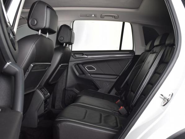 Volkswagen Tiguan II с пробегом 2018 года, цена 2 664 995 рублей, 150199 км, внедорожник, Автокод Объявления