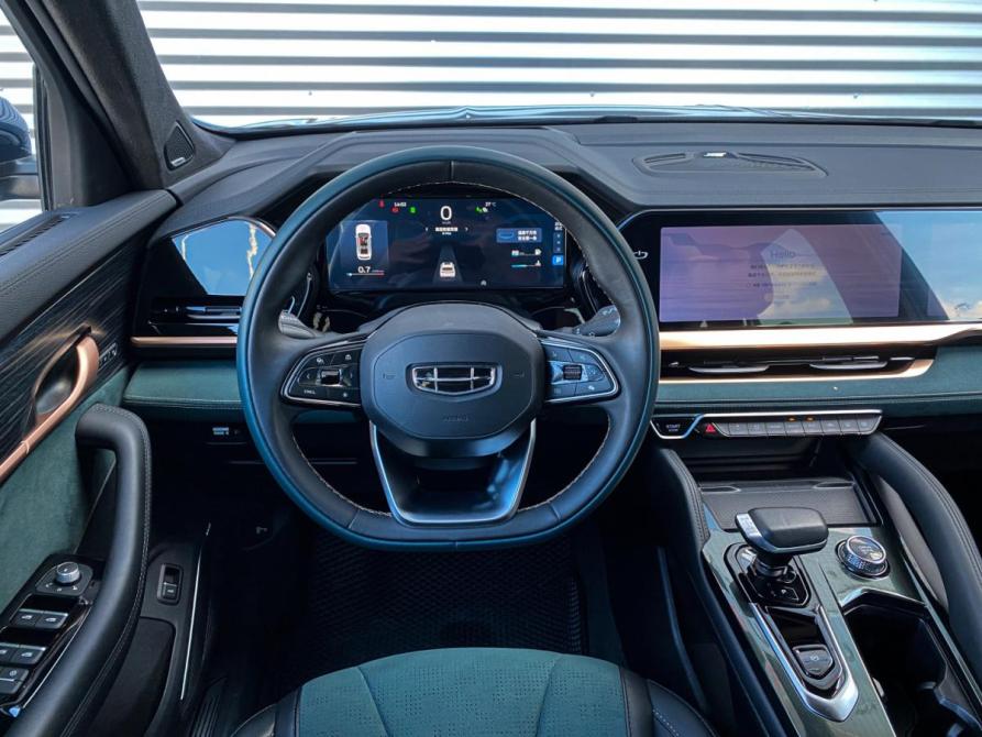Geely Monjaro I Москва  - изображение 14