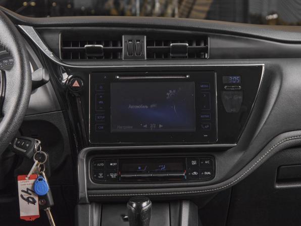 Toyota Corolla XI (E160 E170 E180) Рестайлинг 1 с пробегом 2016 года, цена 1 887 000 рублей, 108000 км, седан, Автокод Объявления
