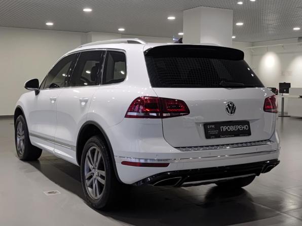 Volkswagen Touareg II Рестайлинг с пробегом 2017 года, цена 2 930 000 рублей, 232954 км, внедорожник, Автокод Объявления