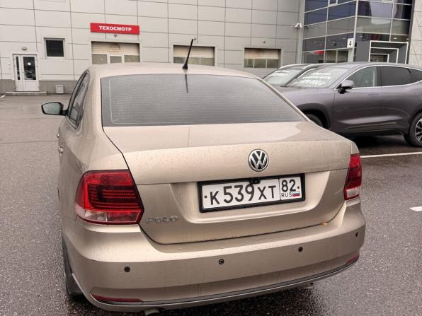 Volkswagen Polo V Рестайлинг с пробегом 2016 года, цена 940 000 рублей, 116000 км, седан, Автокод Объявления