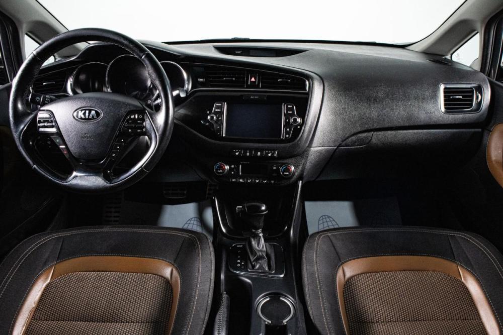 Kia Ceed II Рестайлинг Сургут  - изображение 12