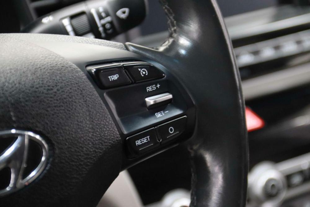 Hyundai Elantra VI (AD) Рестайлинг Сургут  - изображение 17