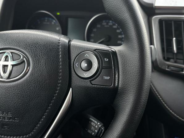 Toyota RAV4 IV (XA40) Рестайлинг с пробегом 2016 года, цена 2 550 000 рублей, 127112 км, внедорожник, Автокод Объявления