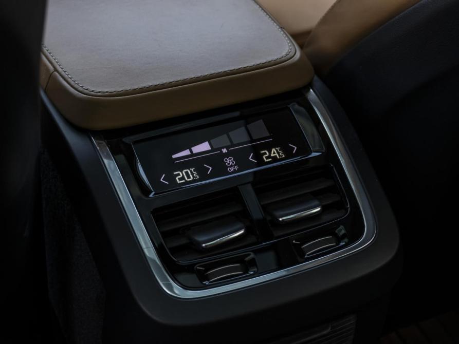 Volvo XC90 II Москва  - изображение 24