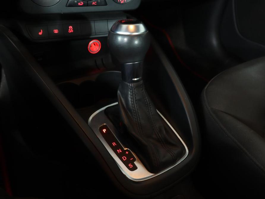Audi A1 I (8X) Москва  - изображение 15