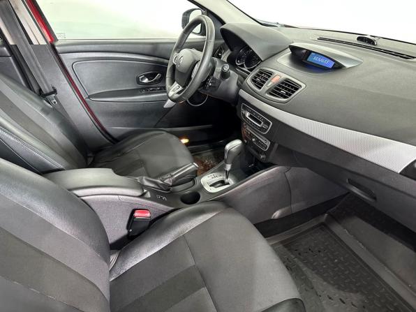 Renault Fluence I с пробегом 2011 года, цена 679 000 рублей, 189000 км, седан, Автокод Объявления