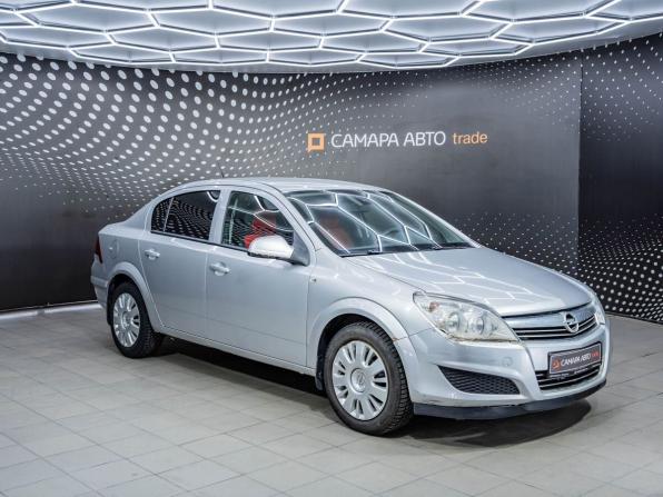 Opel Astra H Рестайлинг с пробегом 2011 года, цена 420 000 рублей, 223809 км, седан, Автокод Объявления