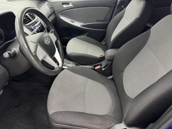 Hyundai Solaris I с пробегом 2012 года, цена 840 000 рублей, 185242 км, седан, Автокод Объявления