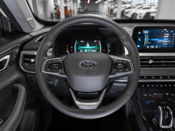 Xcite X-Cross 7 с пробегом 2024 года, цена 1 930 000 рублей, 3824 км, внедорожник, Автокод Объявления