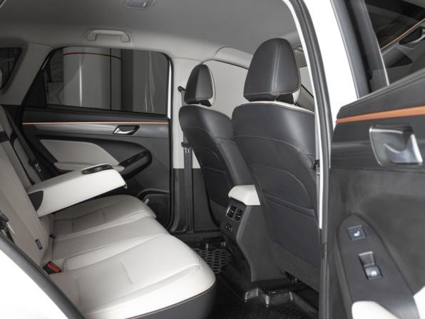 Haval Jolion I с пробегом 2023 года, цена 2 056 400 рублей, 22000 км, внедорожник, Автокод Объявления