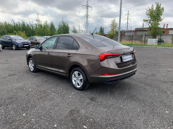 Skoda Rapid II с пробегом 2021 года, цена 1 408 000 рублей, 184691 км, лифтбек, Автокод Объявления