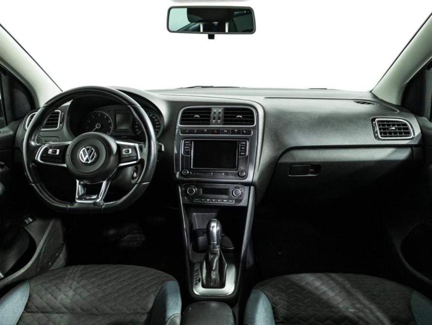 Volkswagen Polo V Рестайлинг Санкт-Петербург  - изображение 14