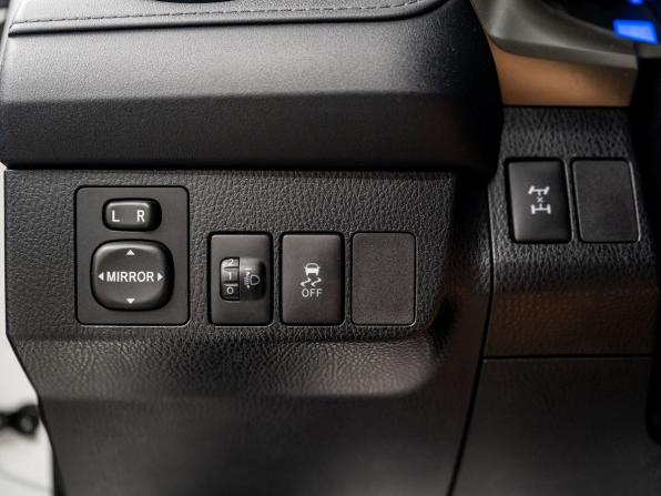 Toyota RAV4 IV (XA40) с пробегом 2013 года, цена 1 850 000 рублей, 154347 км, внедорожник, Автокод Объявления