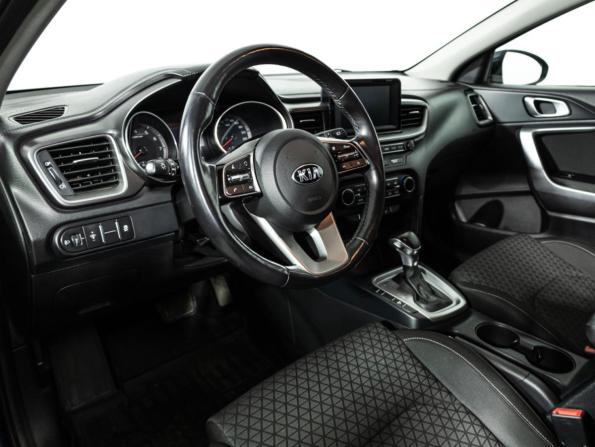 Kia Ceed III с пробегом 2019 года, цена 1 659 700 рублей, 120180 км, хэтчбек, Автокод Объявления