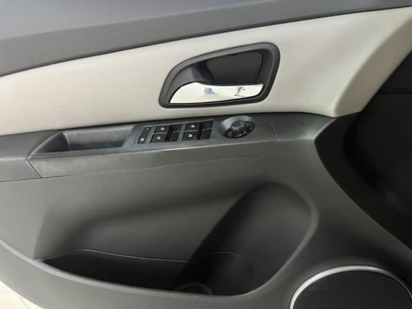 Chevrolet Cruze I Рестайлинг с пробегом 2013 года, цена 649 500 рублей, 296485 км, седан, Автокод Объявления
