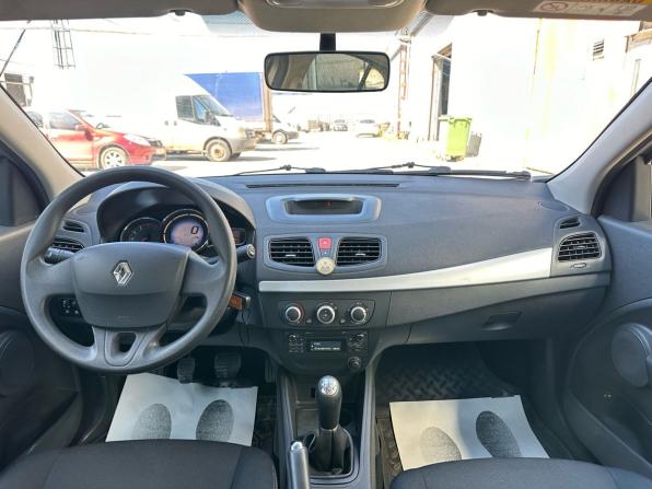 Renault Fluence I Рестайлинг с пробегом 2014 года, цена 829 000 рублей, 103000 км, седан, Автокод Объявления