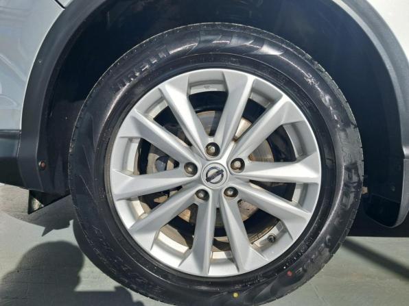 Nissan Qashqai II с пробегом 2018 года, цена 1 949 000 рублей, 46475 км, внедорожник, Автокод Объявления