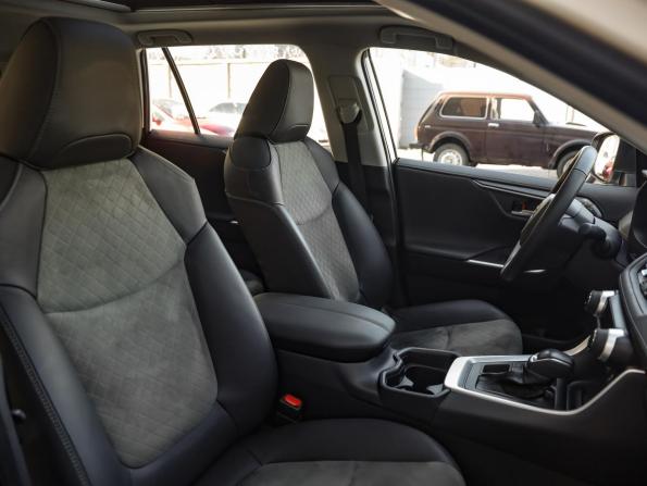 Toyota RAV4 V (XA50) с пробегом 2025 года, цена 3 823 777 рублей, 25000 км, внедорожник, Автокод Объявления