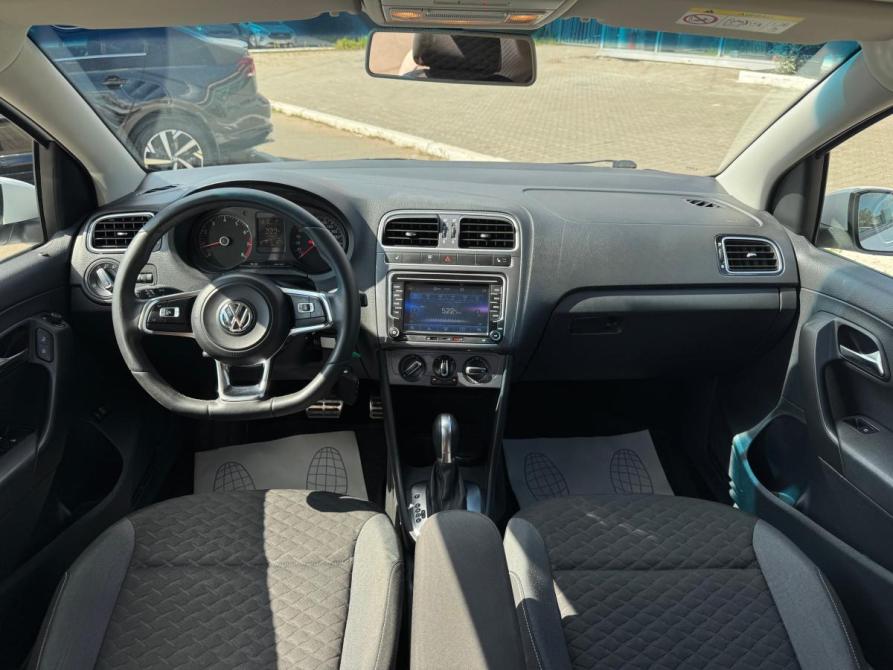 Volkswagen Polo V Рестайлинг Пермь  - изображение 8